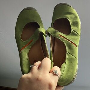 KEEN women’s Barcelona Mary Jane slip on shoes in green size 9